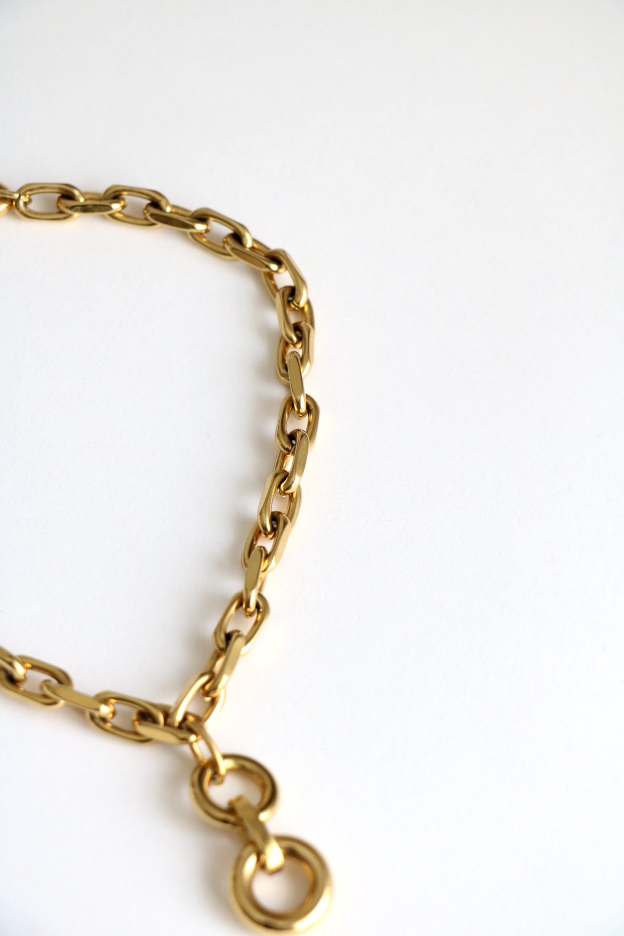 EDGY NECKLACE