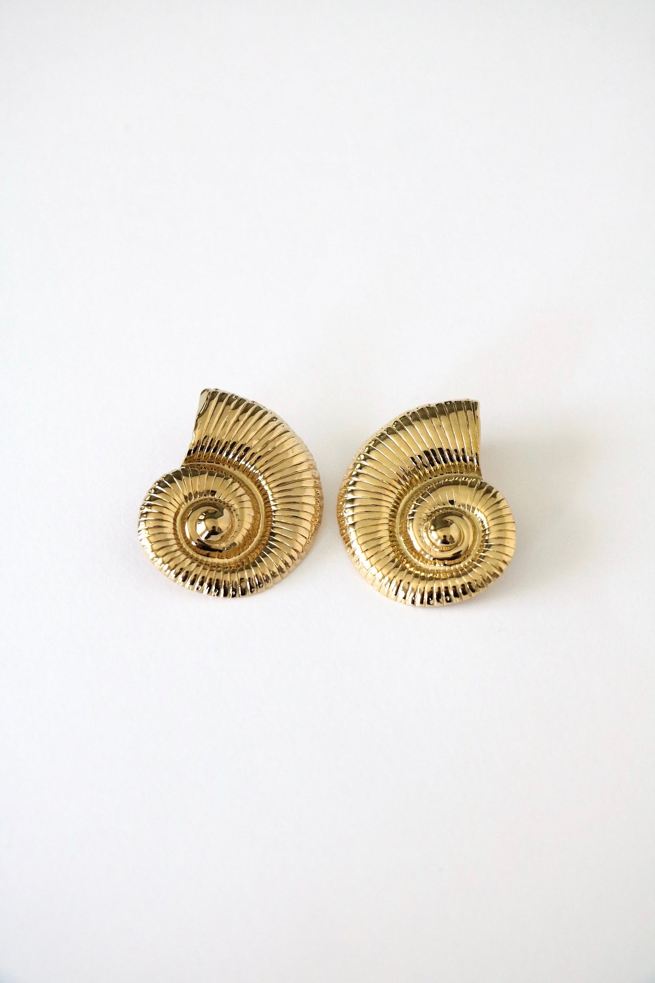 SEA WHELK MAXI EARRINGS