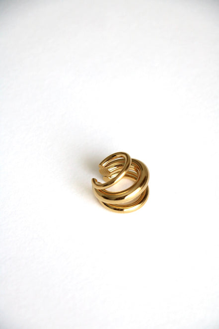 LUSTER EAR CUFF