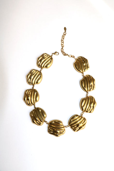 ROYALTY CHOKER