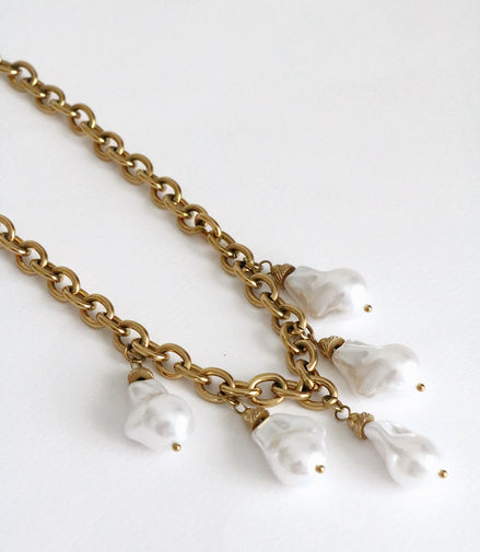 COCONUT NECKLACE