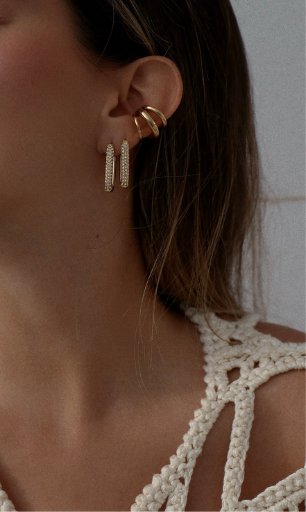 AMORE HOOPS