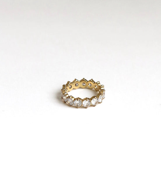 EFFORTLESS RING