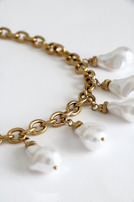 COCONUT NECKLACE