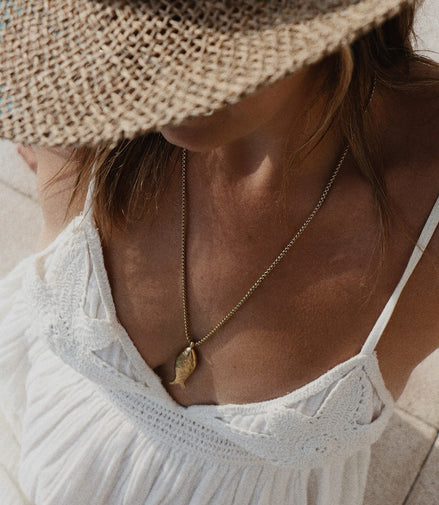 SARDINE LONG NECKLACE