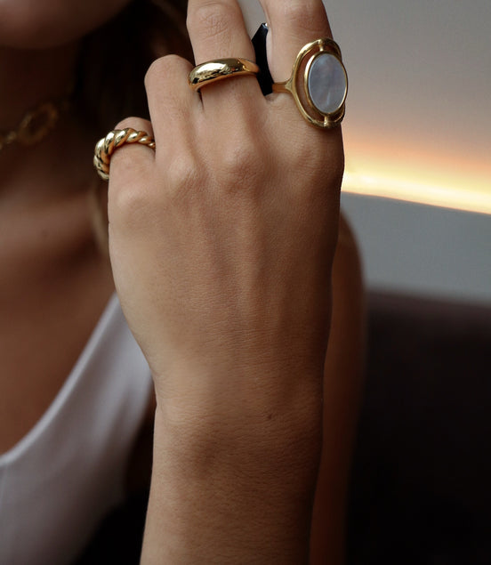 THEA RING