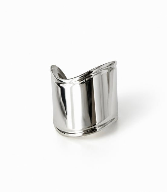OUTLINE CUFF BRACELET