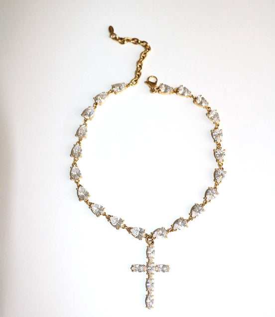 DIVINE NECKLACE