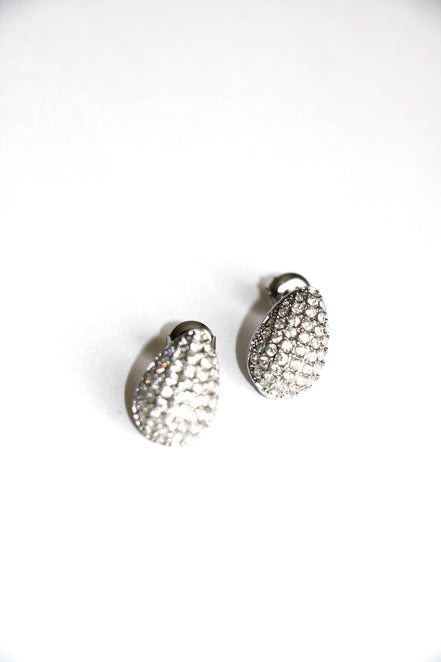 DROP EARRINGS