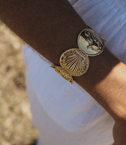 UNDER WATER CUFF BRACELET