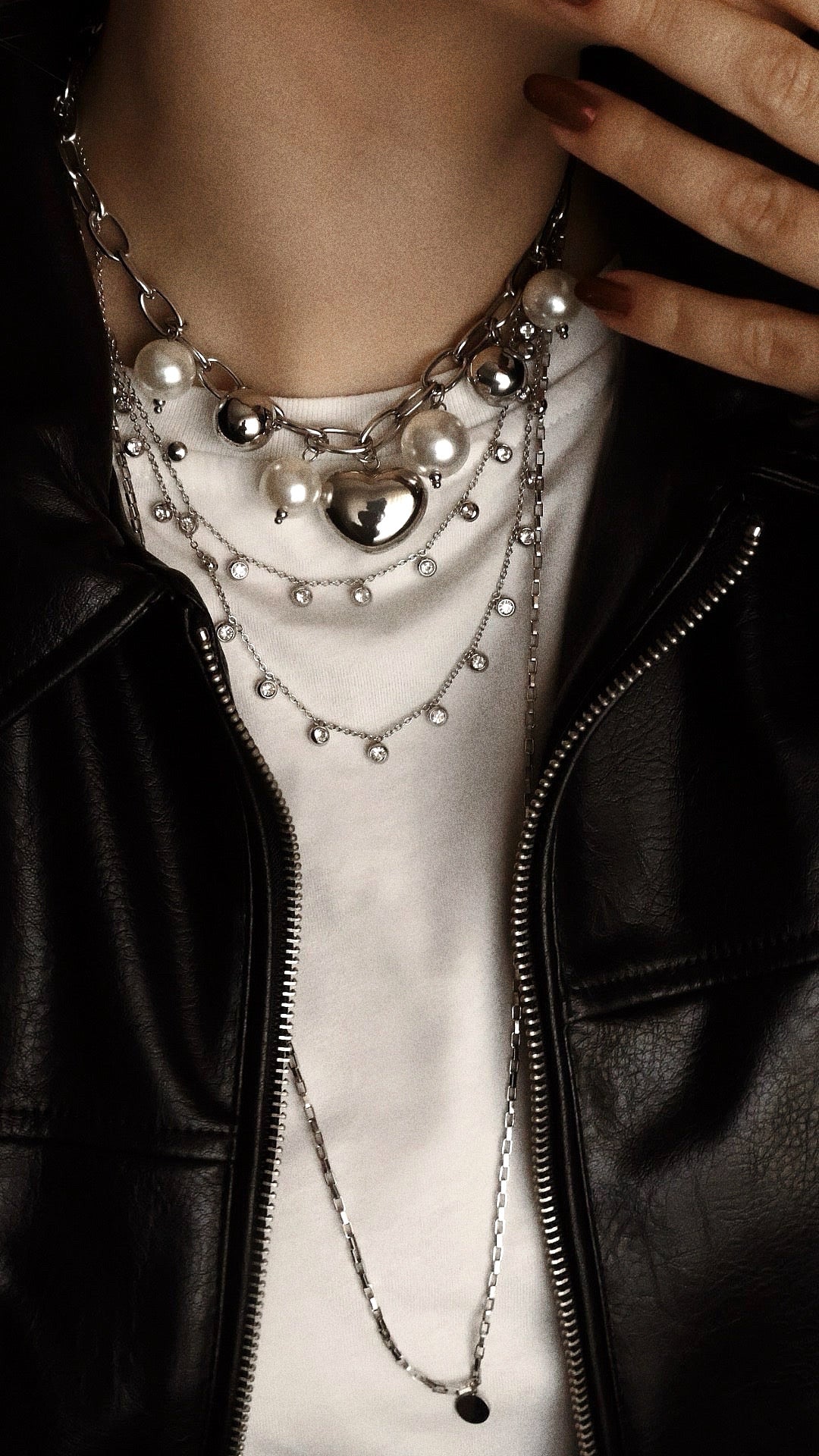 AYER NECKLACE