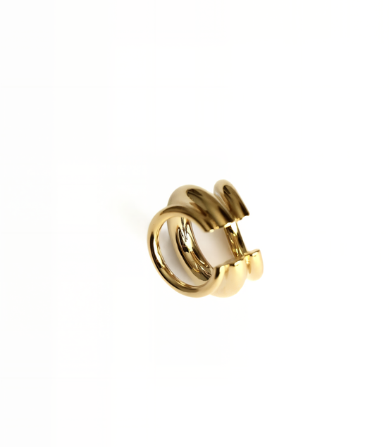 LUSTER EAR CUFF