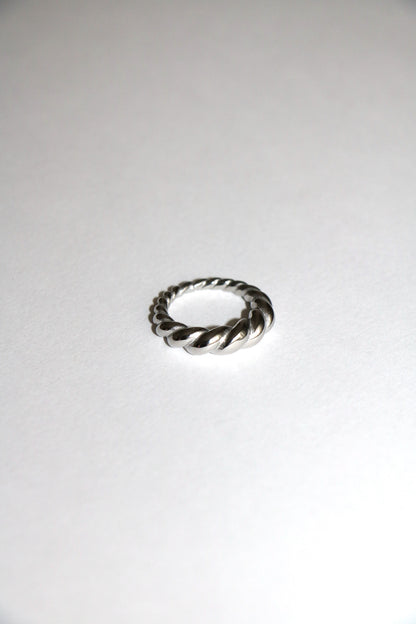 MIRROR RING