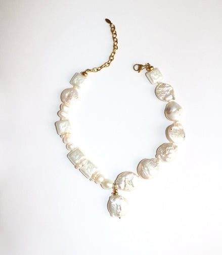 EDIT PEARL CHOKER
