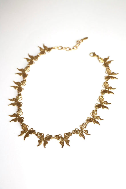 BUTTERFLY CHOKER