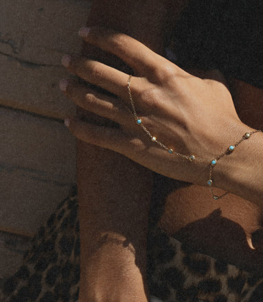 CORA HAND CHAIN