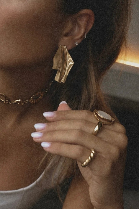 ROYAL MAXI EARRINGS