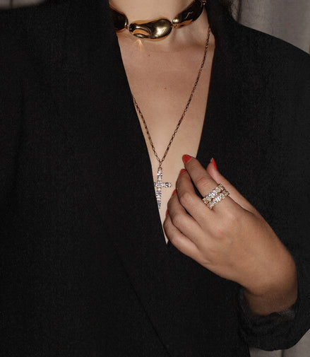 LEGACY LONG NECKLACE