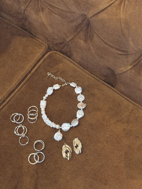 EDIT PEARL CHOKER