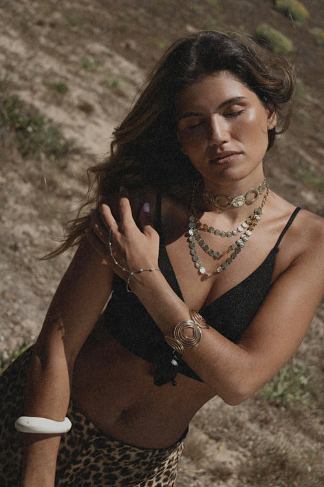 CORA HAND CHAIN