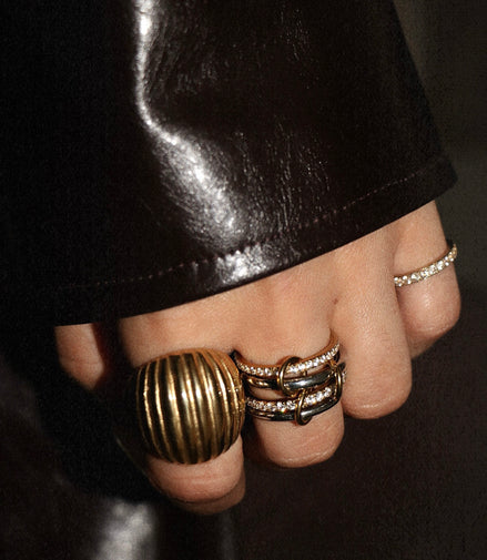 LEVEL RING