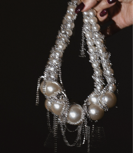 DAZZLING MAXI NECKLACE