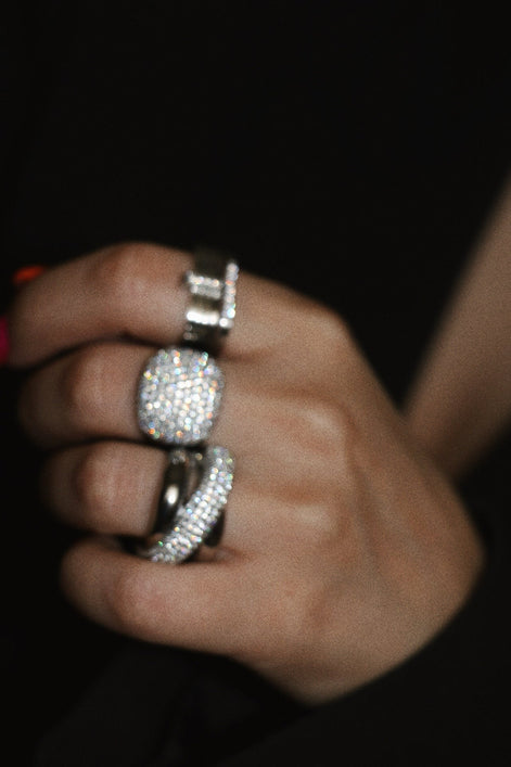 GLITZ RING