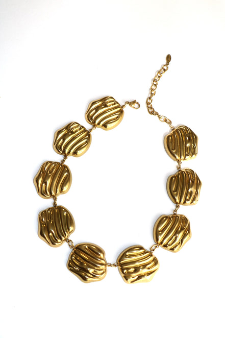 ROYALTY CHOKER