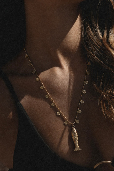ISLAND NECKLACE