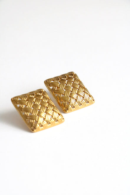 SUPREME EARRINGS