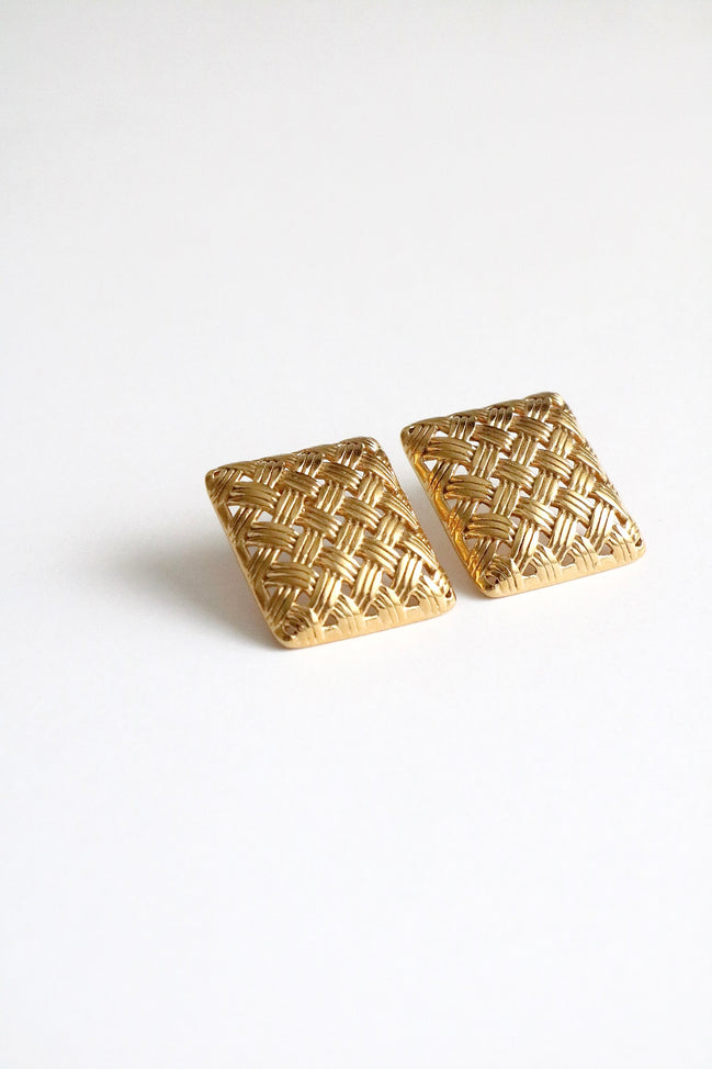 SUPREME EARRINGS