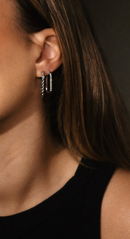 CAMILLE HOOPS