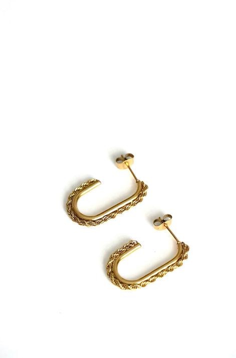 CAMILLE HOOPS
