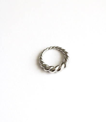 MIKA RING