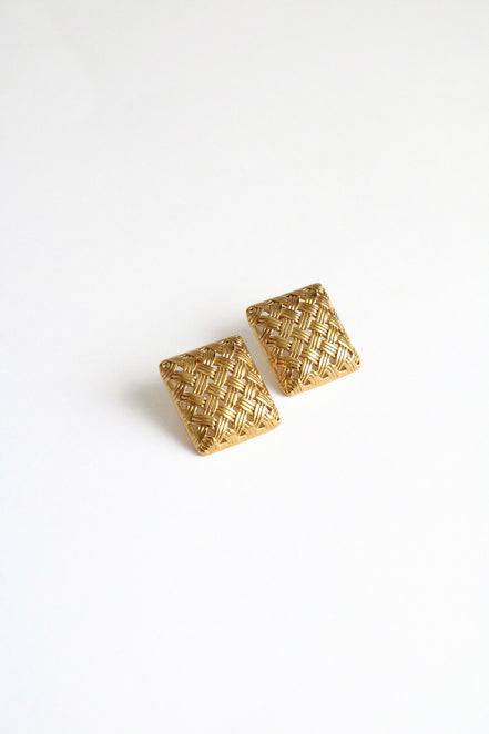 SUPREME EARRINGS