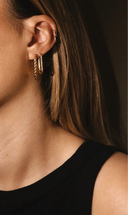 CAMILLE HOOPS