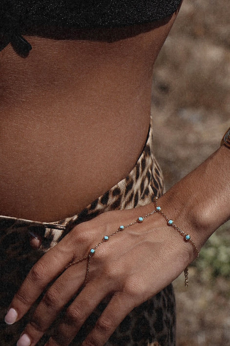 CORA HAND CHAIN