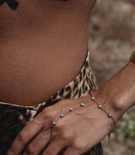 CORA HAND CHAIN