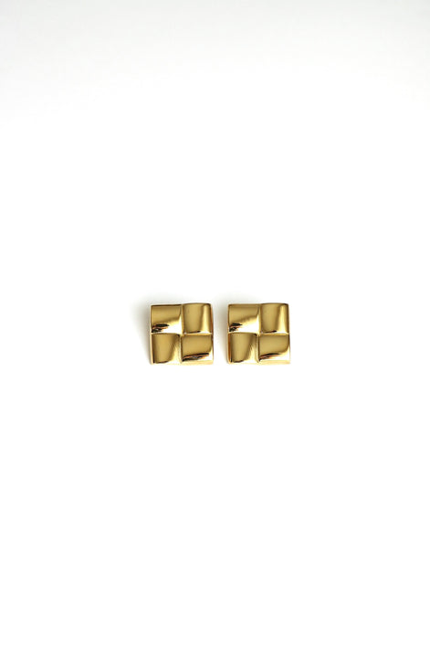 CLASSY EARRINGS