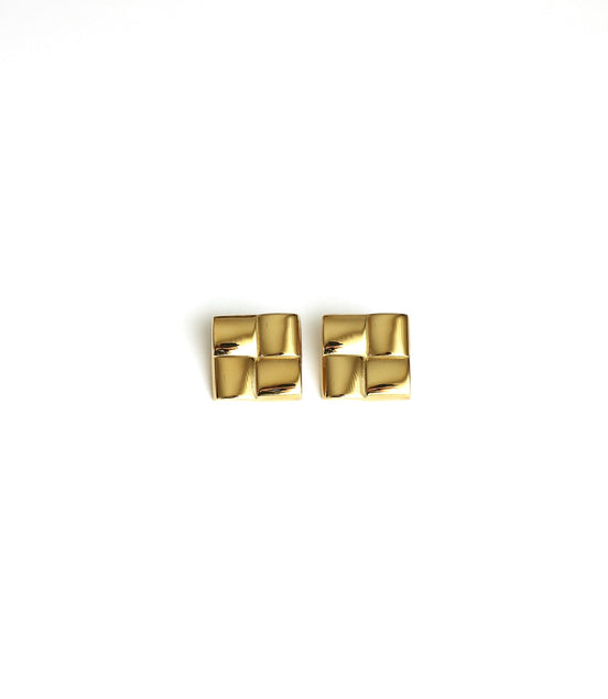 CLASSY EARRINGS