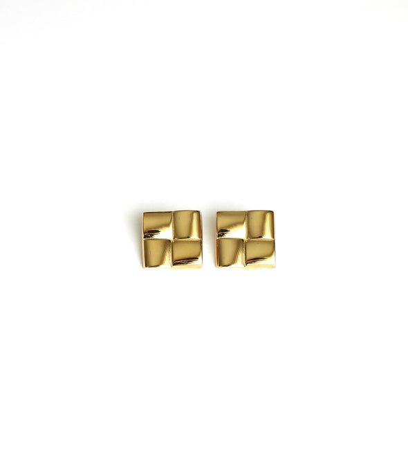 CLASSY EARRINGS
