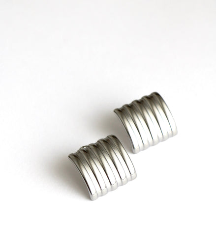 MUSE EARRINGS
