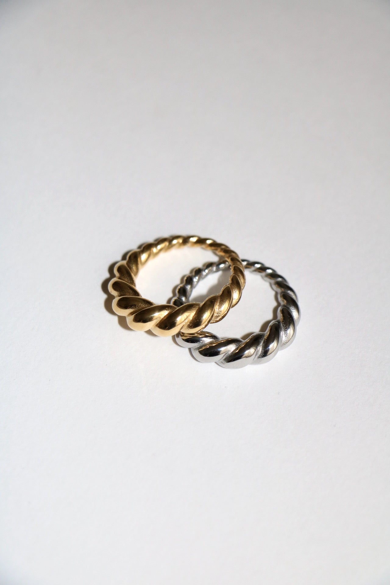 MIRROR RING