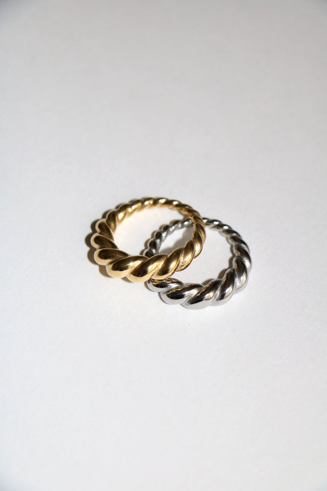 MIKA RING