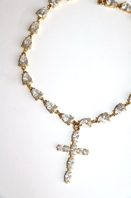 DIVINE NECKLACE