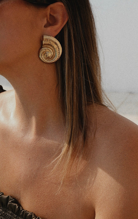 SEA WHELK EARRINGS
