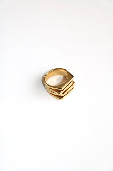 AVA RING