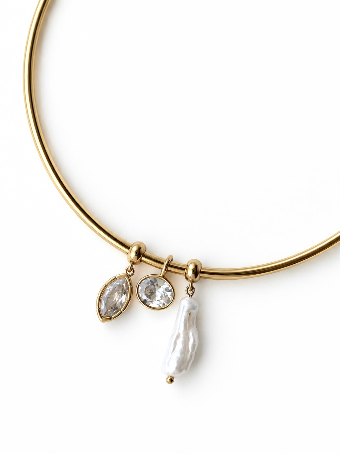 CHLOE NECKLACE