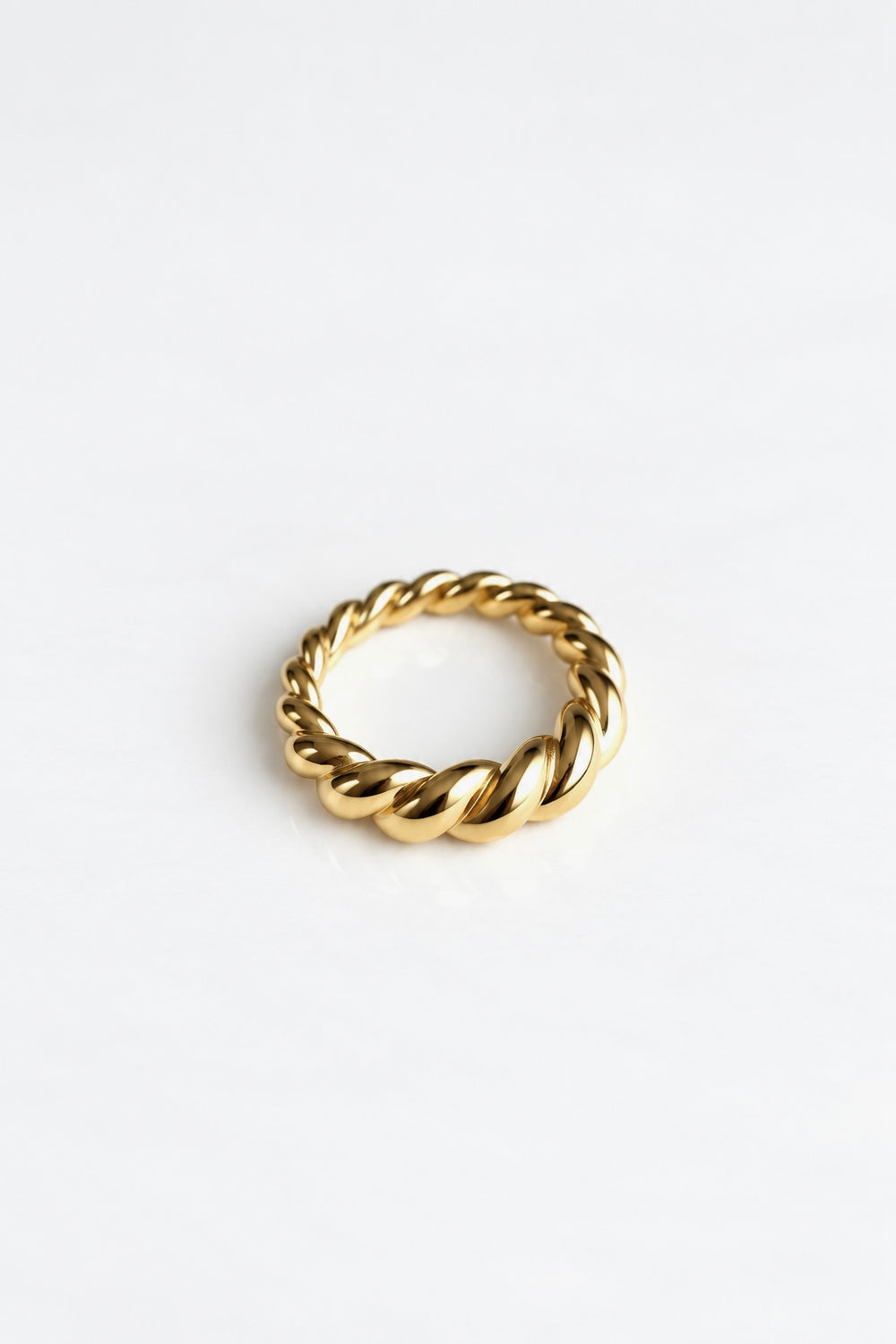 MIKA RING