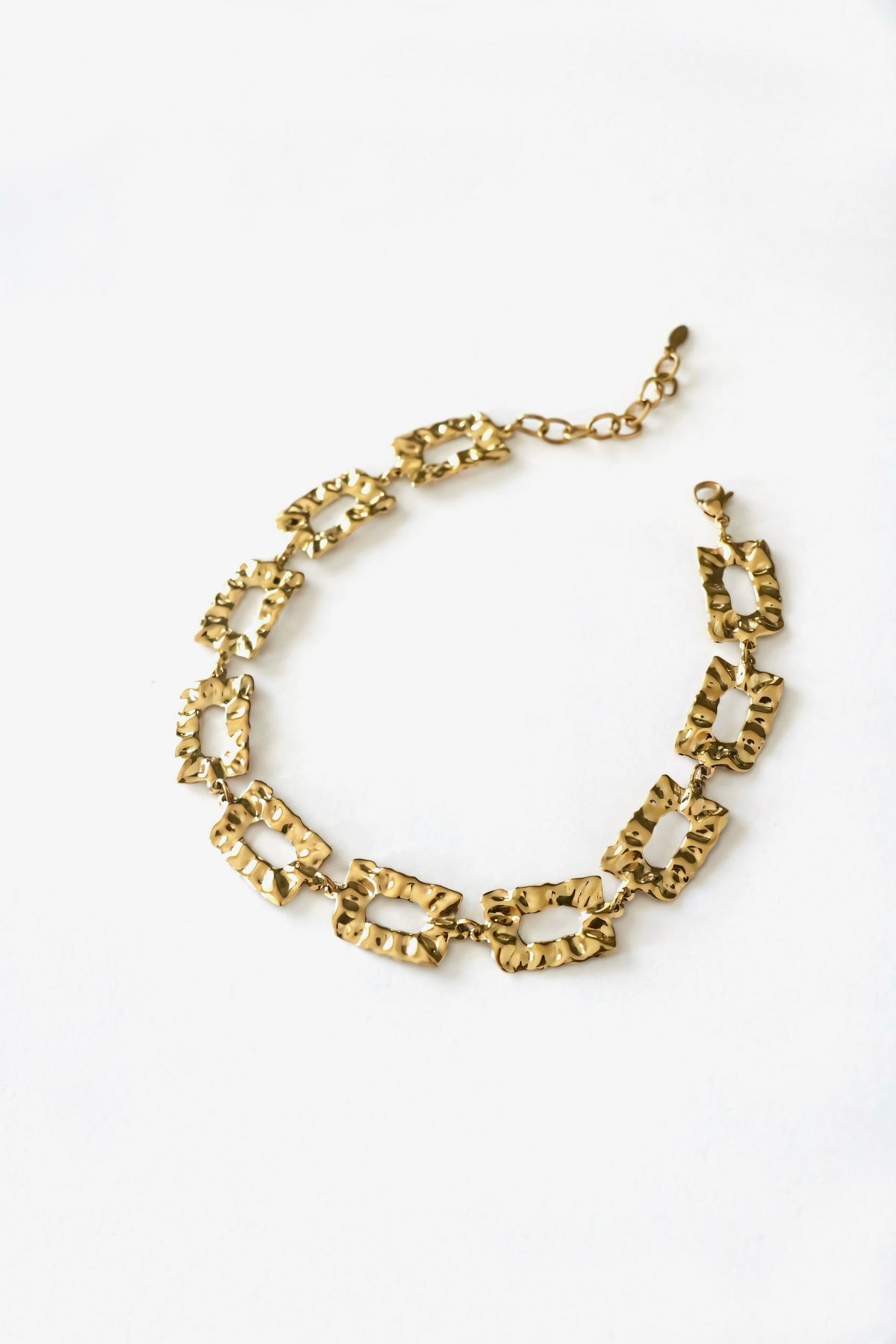 SUBLIME CHOKER